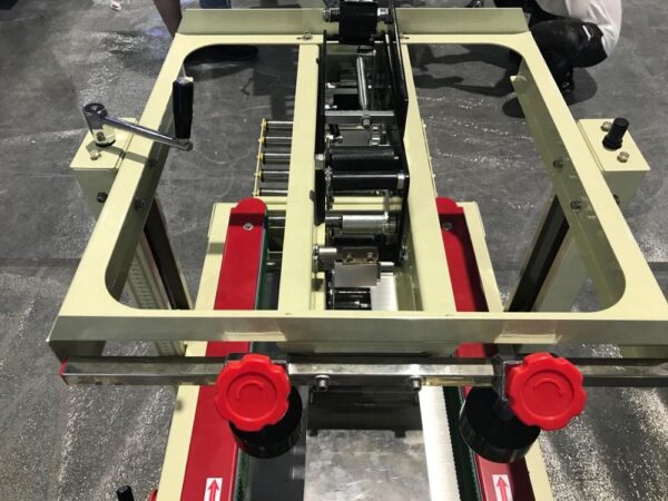 Carton Tape Sealing Machine - Image 3